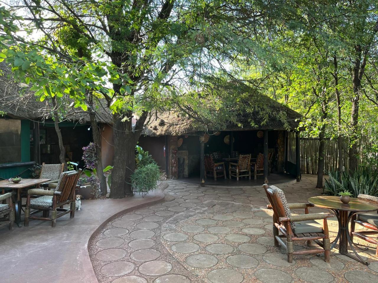 Phokoje Bush Lodge Selebi-Phikwe Eksteriør billede